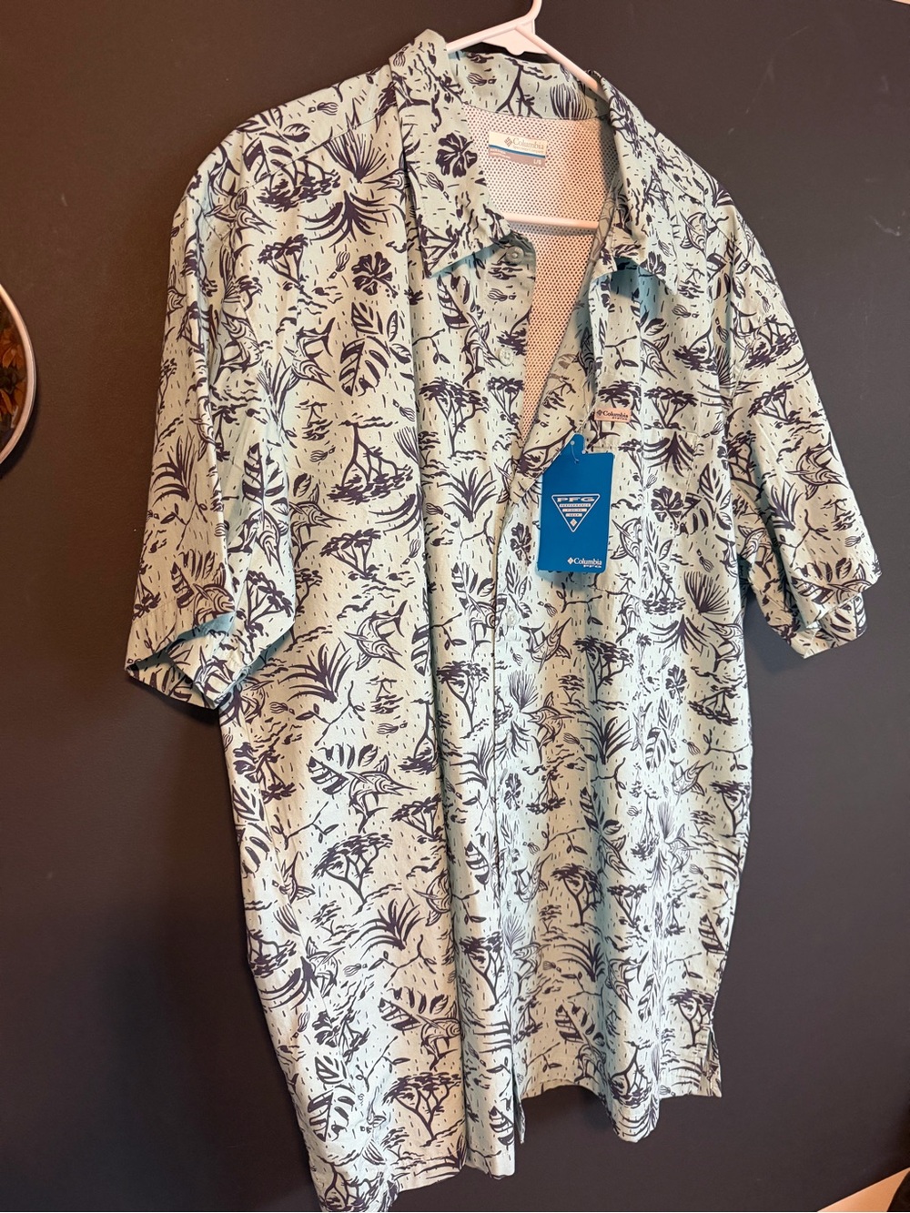 Columbia PFG Regular Fit Casual Button Down Shirt. NWT - Picture 5 of 9